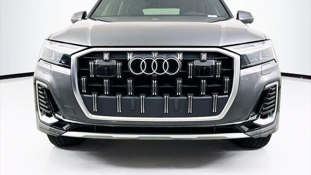 2025 Audi Q7 quattro Premium 45 TFSI