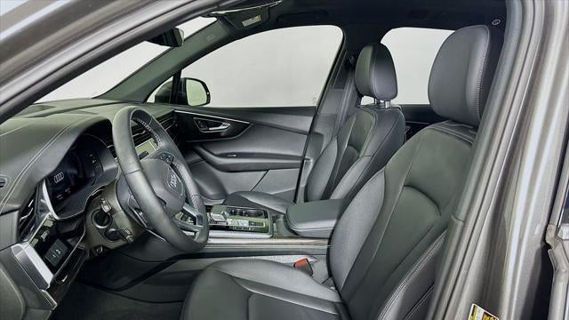 2025 Audi Q7 quattro Premium 45 TFSI