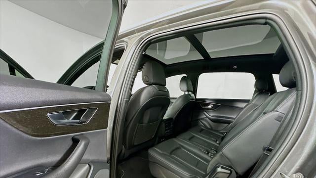 2025 Audi Q7 quattro Premium 45 TFSI