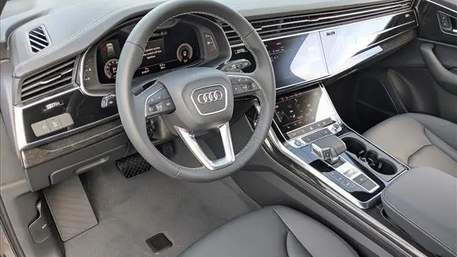 2026 Audi Q7 quattro Premium 45 TFSI