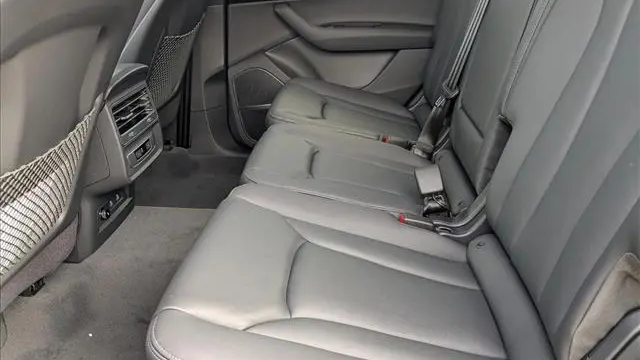 2026 Audi Q7 quattro Premium 45 TFSI