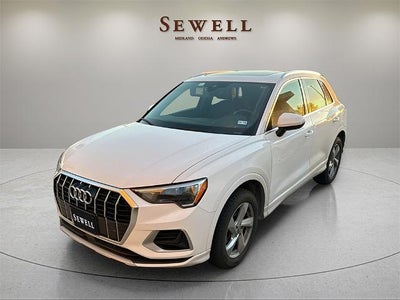 2019 Audi Q3 AWD Quattro Premium 45 Tfsi 4DR SUV