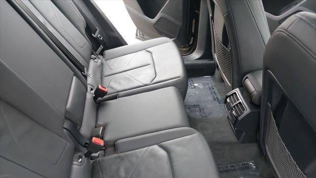 2019 Audi Q3 quattro Premium 45 TFSI