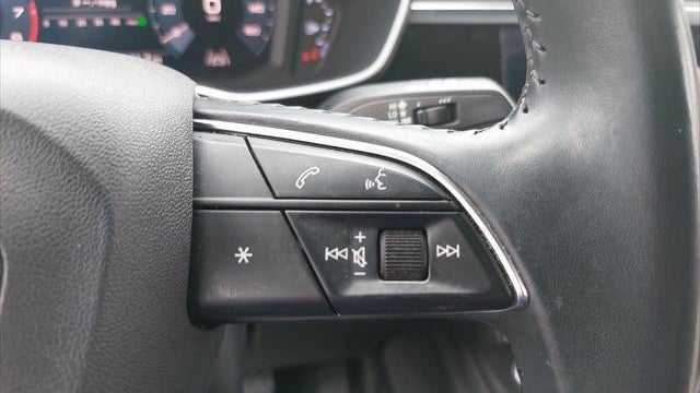 2019 Audi Q3 quattro Premium 45 TFSI