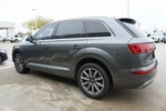 2018 Q7 Thumbnail 3