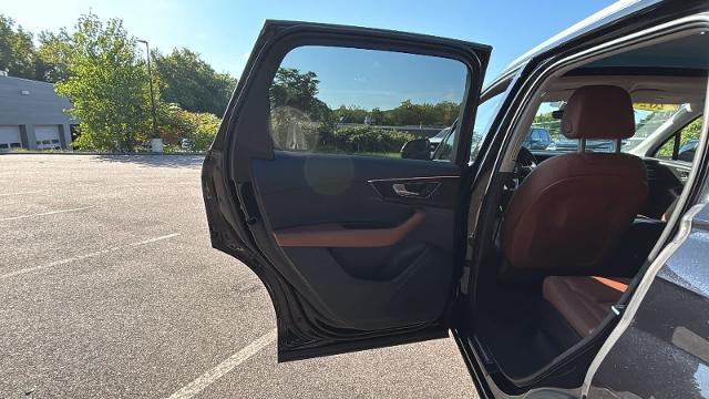2020 Audi Q7 - $22,677