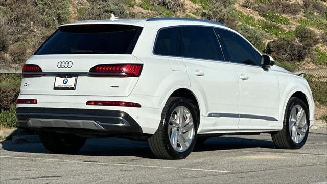 2022 Audi Q7 quattro Premium 45 TFSI