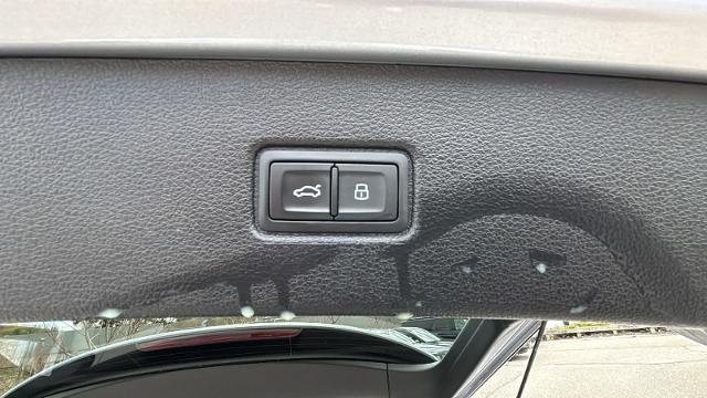 2022 Audi Q7 quattro Premium 45 TFSI