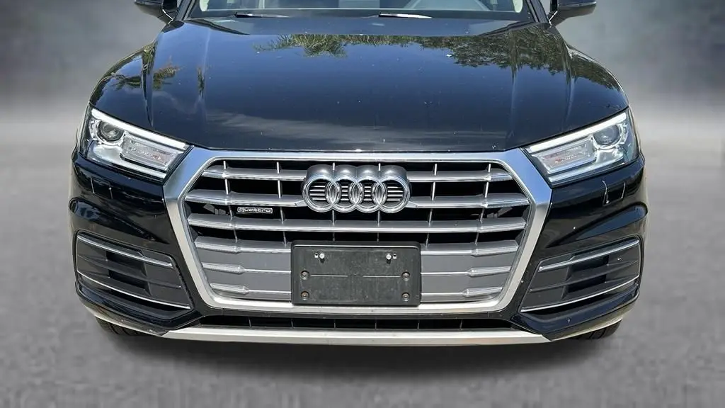 2019 Audi Q5 quattro Premium 45 TFSI