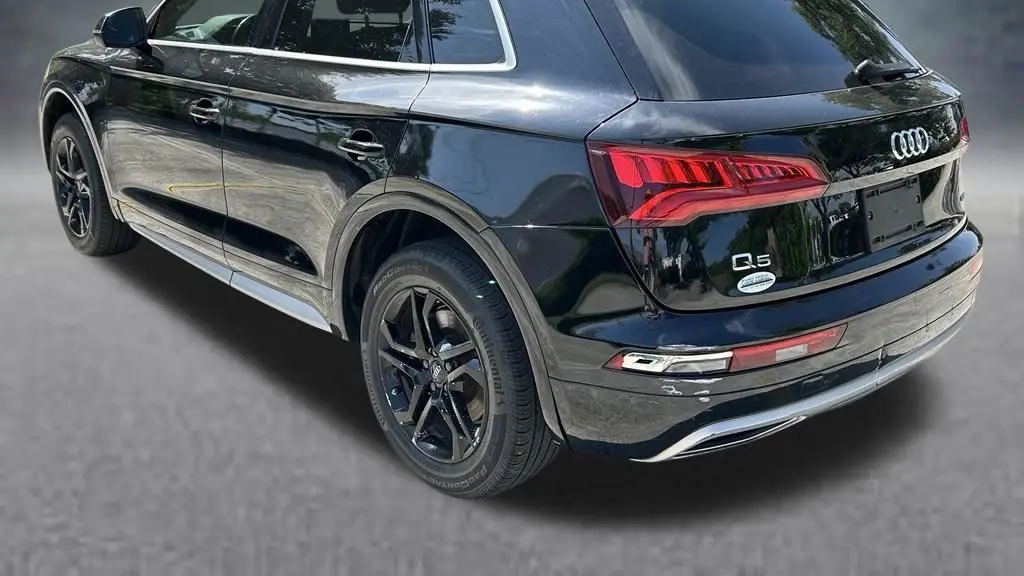 2019 Audi Q5 quattro Premium 45 TFSI
