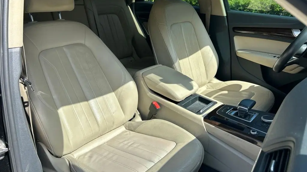 2019 Audi Q5 quattro Premium 45 TFSI