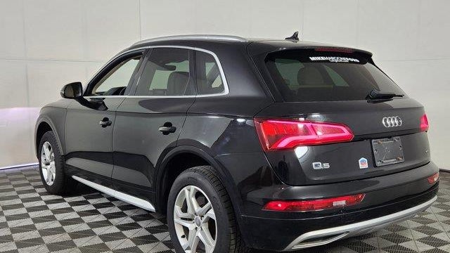 2019 Audi Q5 quattro Premium 45 TFSI