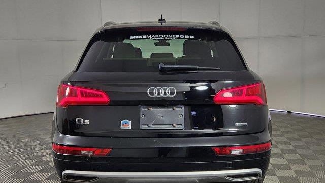 2019 Audi Q5 quattro Premium 45 TFSI
