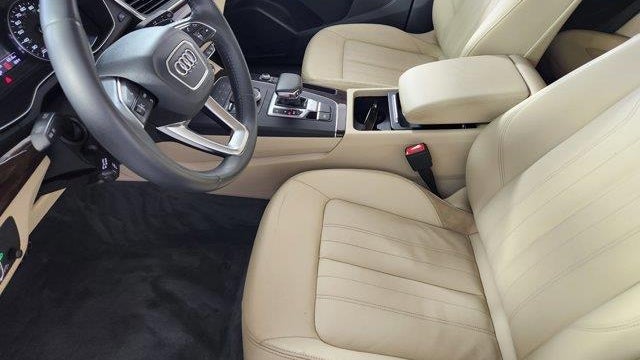 2019 Audi Q5 quattro Premium 45 TFSI