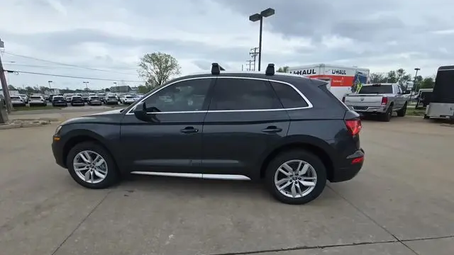 2020 Audi Q5 quattro Premium 45 TFSI