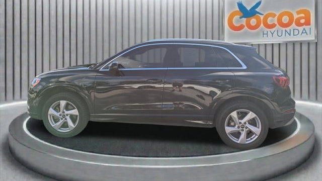2021 Audi Q3 quattro Premium 40 TFSI