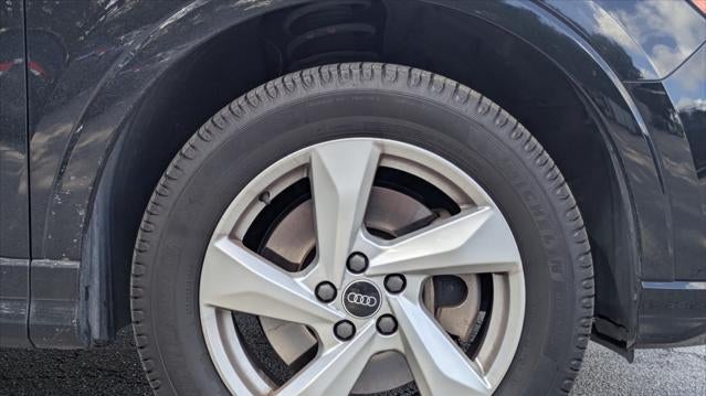 2021 Audi Q3 quattro Premium 40 TFSI