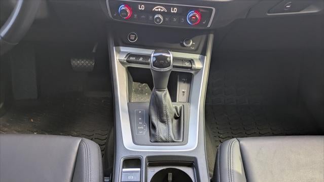 2021 Audi Q3 quattro Premium 40 TFSI