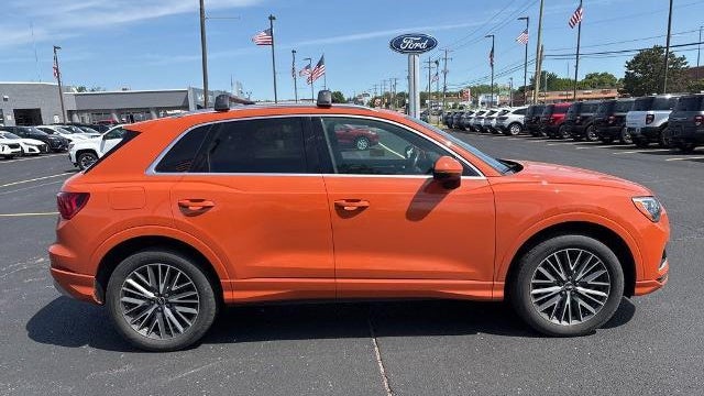 2021 Audi Q3 quattro Premium 40 TFSI