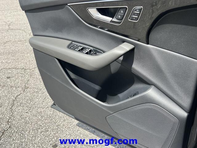 2025 Audi Q8 - $48,995