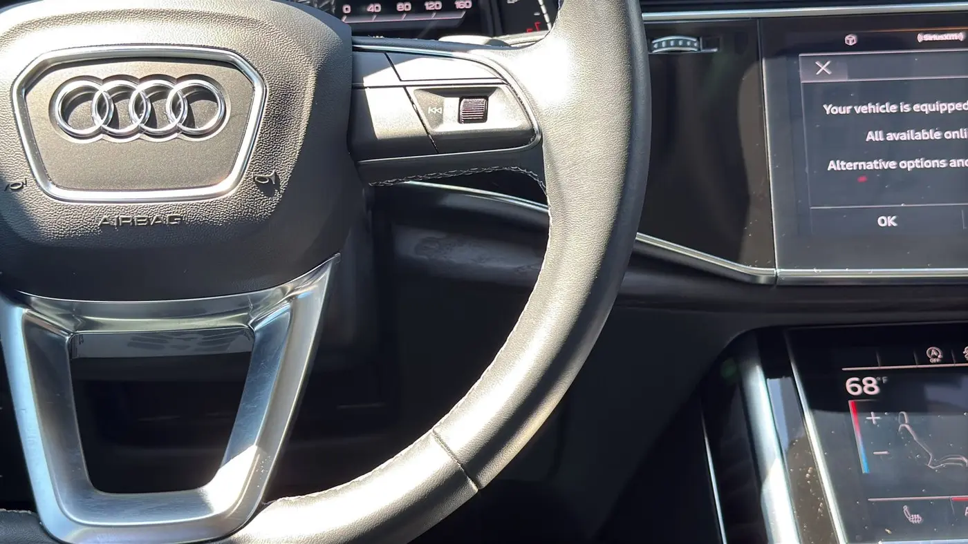2023 Audi Q8 quattro Premium 55 TFSI