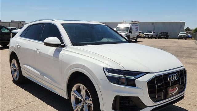2022 Audi Q8 quattro Premium 55 TFSI