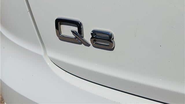 2022 Audi Q8 quattro Premium 55 TFSI