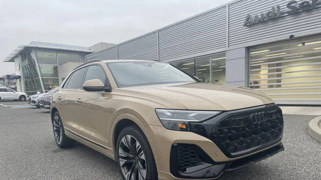 Preowned 2025 Audi Q8 quattro Premium 55 TFSI for Sale