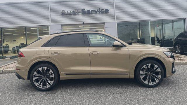 2025 Audi Q8 quattro Premium 55 TFSI