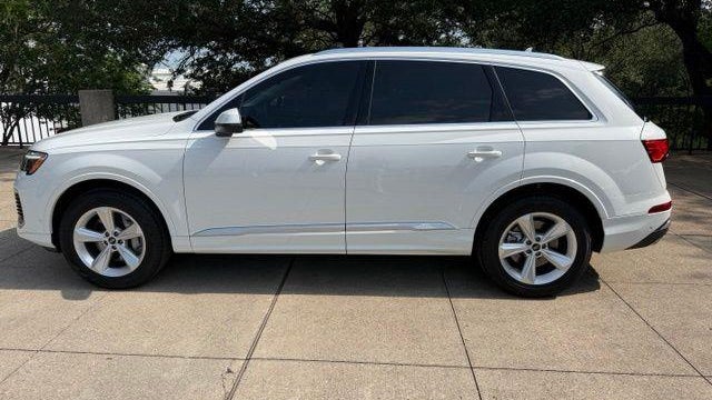 2025 Audi Q7 quattro Premium 55 TFSI