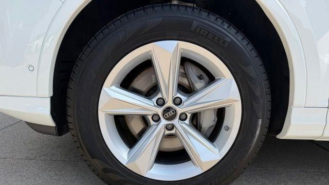 2025 Audi Q7 quattro Premium 55 TFSI