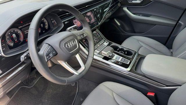 2025 Audi Q7 quattro Premium 55 TFSI