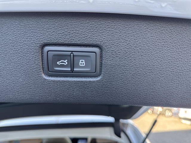 2026 Audi Q7 - $57,299