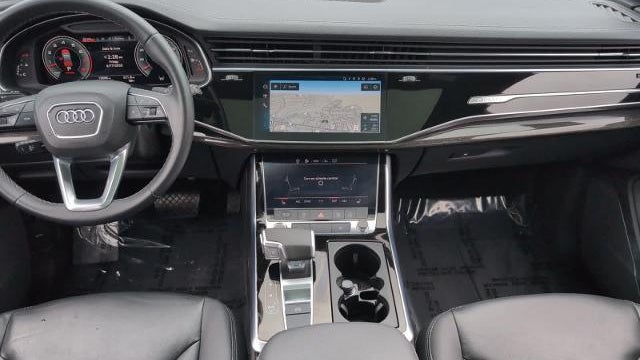 2025 Audi Q7 quattro Premium 55 TFSI
