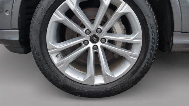 2025 Audi Q7 quattro Premium 55 TFSI
