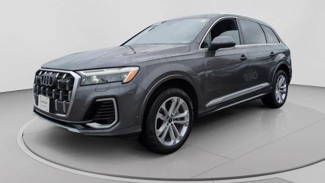 2025 Audi Q7 quattro Premium 55 TFSI