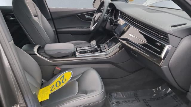 2025 Audi Q7 quattro Premium 55 TFSI