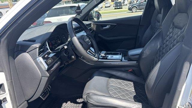 2023 Audi SQ8 4.0T quattro Premium Plus