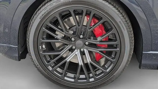 2026 Audi SQ8 4.0T quattro Premium Plus