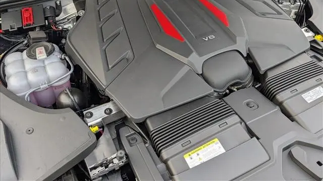 2026 Audi SQ8 4.0T quattro Premium Plus