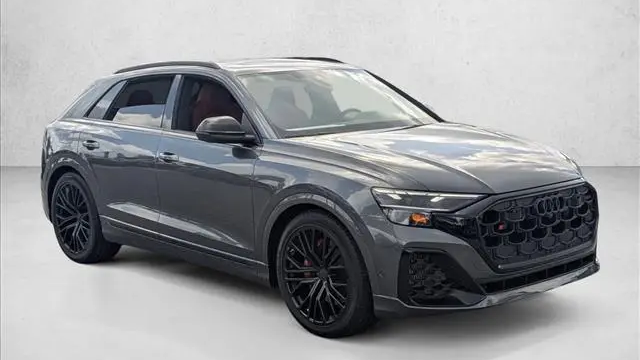 2026 Audi SQ8 4.0T quattro Premium Plus