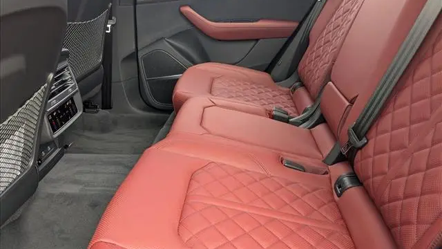 2026 Audi SQ8 4.0T quattro Premium Plus