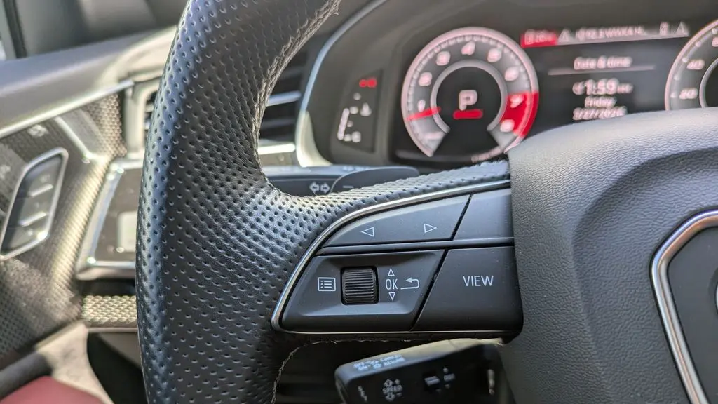 2022 Audi SQ8 4.0T quattro Premium Plus