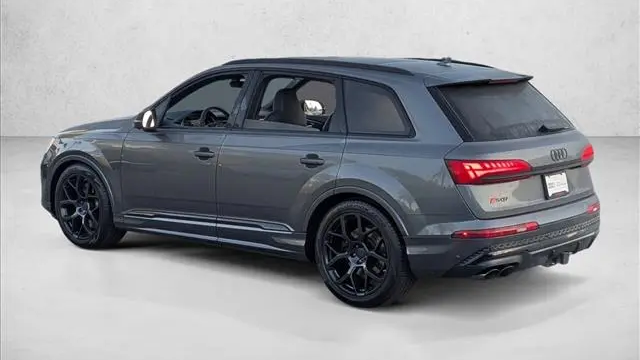 2026 Audi SQ7 4.0T quattro Premium Plus