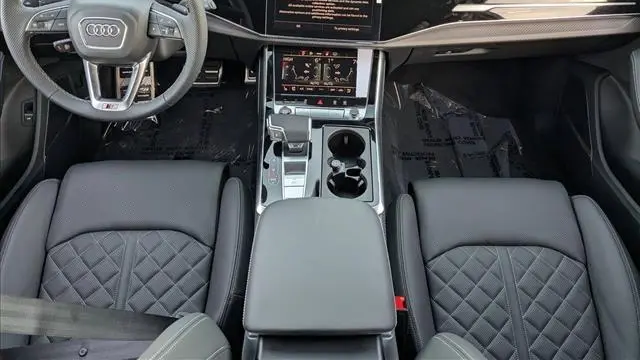 2026 Audi SQ7 4.0T quattro Premium Plus