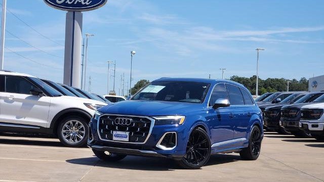 2025 Audi SQ7 4.0T quattro Premium Plus