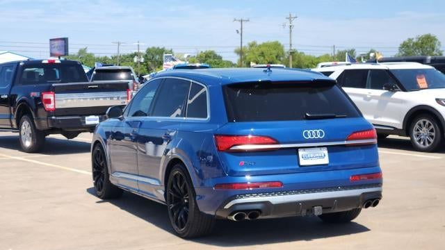 2025 Audi SQ7 4.0T quattro Premium Plus