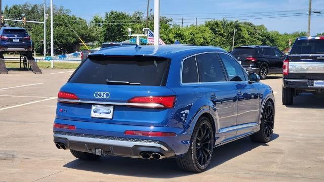 2025 Audi SQ7 4.0T quattro Premium Plus