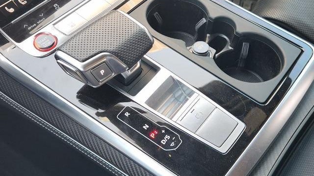 2025 Audi SQ7 4.0T quattro Premium Plus