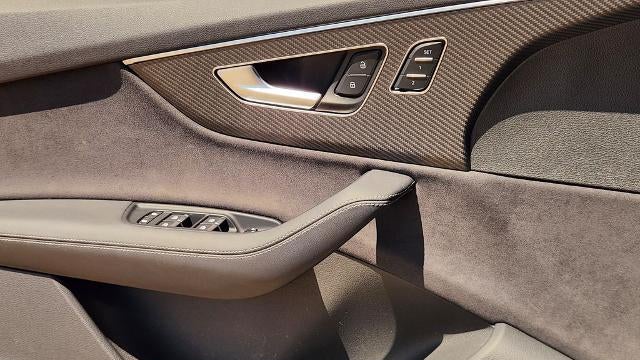 2025 Audi SQ7 4.0T quattro Premium Plus